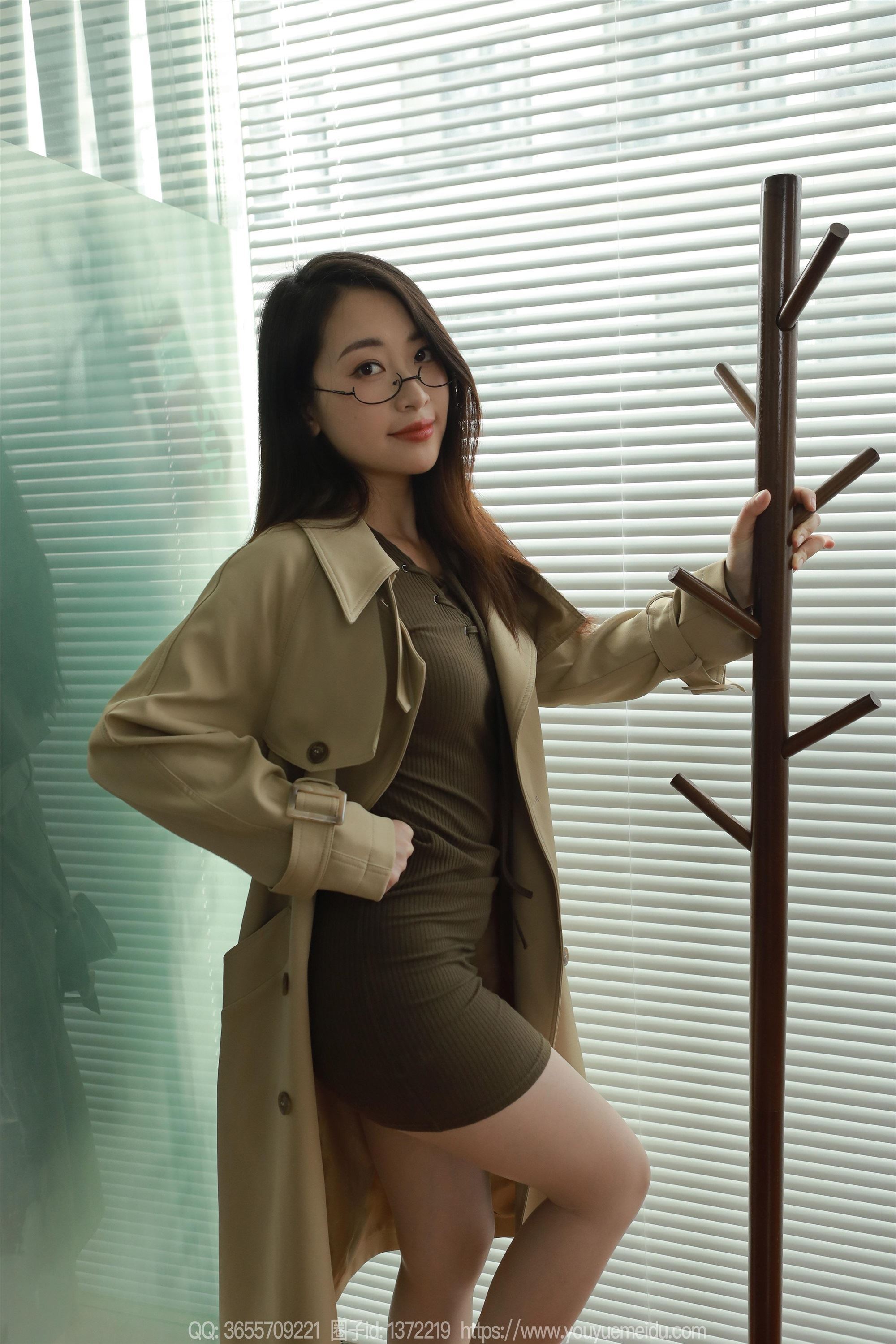 IESS异思趣向  2024.03.27 丝享家 1700 小婕《包臀肉丝（下）》